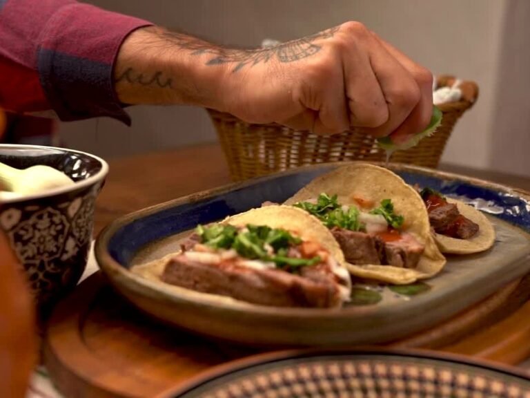 Tekila Bar — Product Tacos Veggie